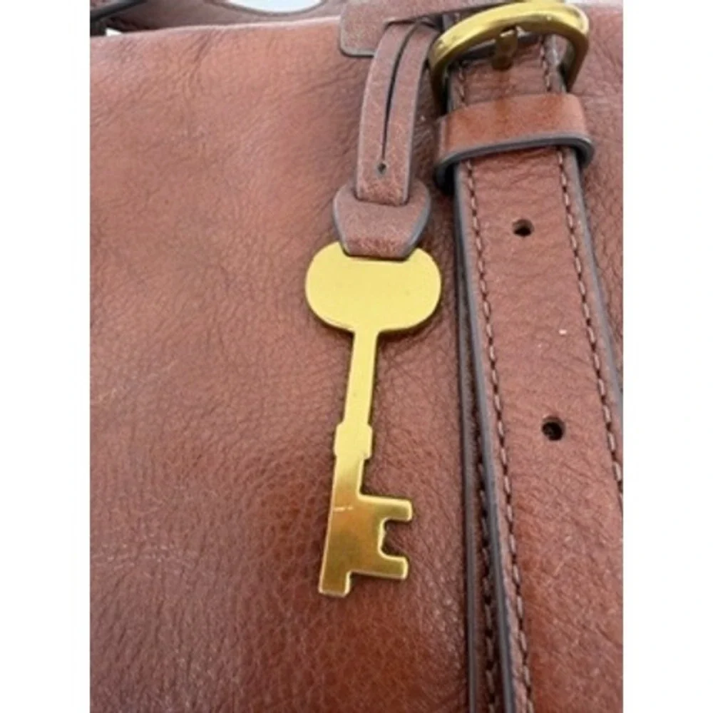 Fossil Sydney Satchel Brown Leather Handbag ZB5486 Antique Brass Key Charm